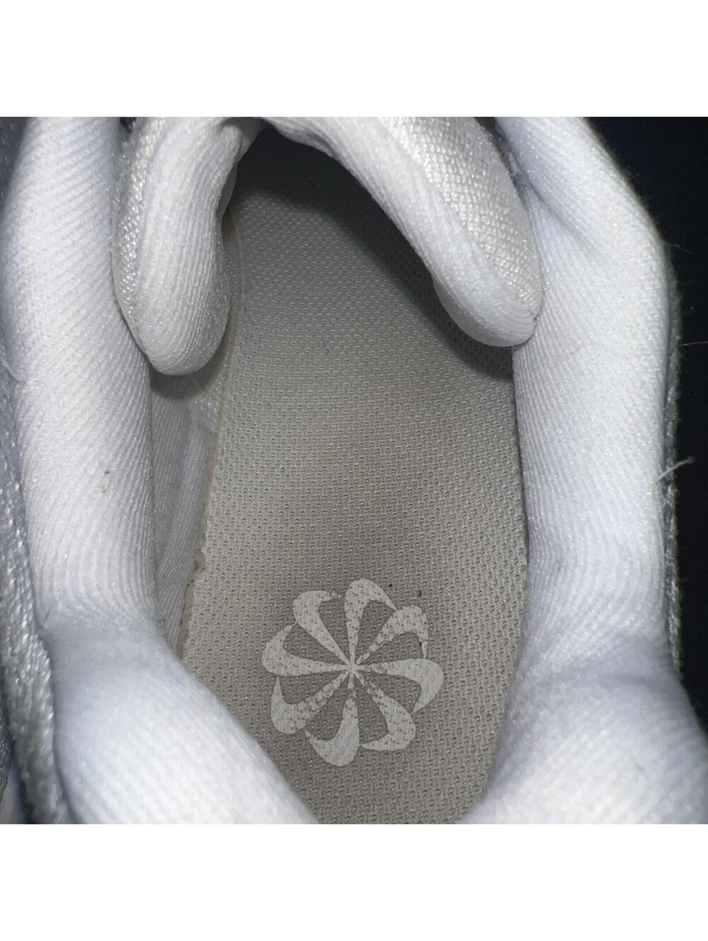 Nike Air Winflo 11 Womens Size 10 US White Photon Dust Running Shoes FJ9510-100 - Picture 9 of 9